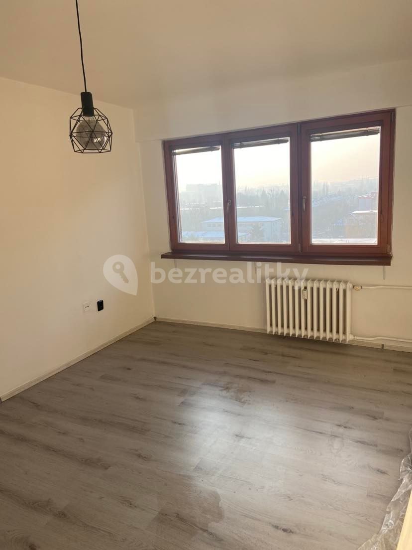 Pronájem bytu 1+1 29 m² — photo 2