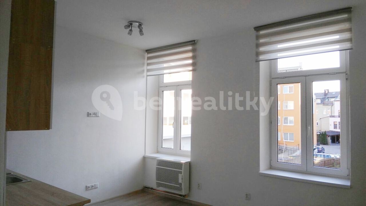 Pronájem bytu 1+kk 22 m² — photo 2