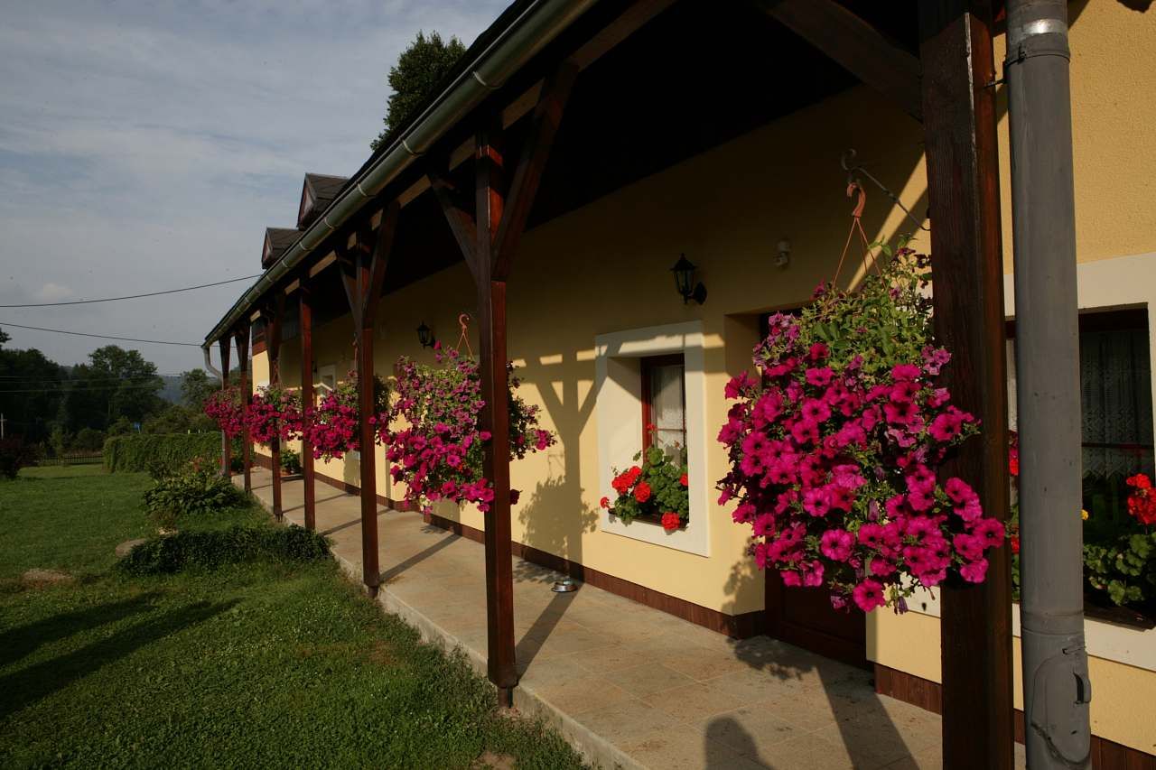 Pronájem objektu, Vernířovice – fotka 1 z 3