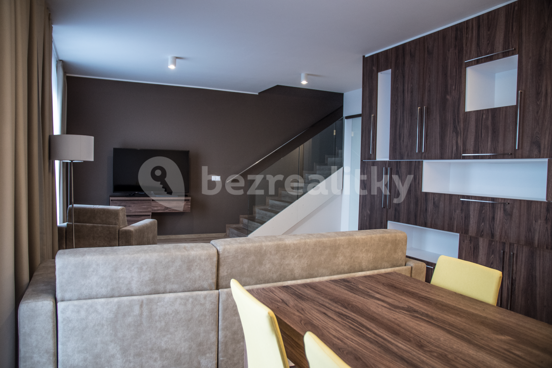 Pronájem bytu 3+kk 99 m²