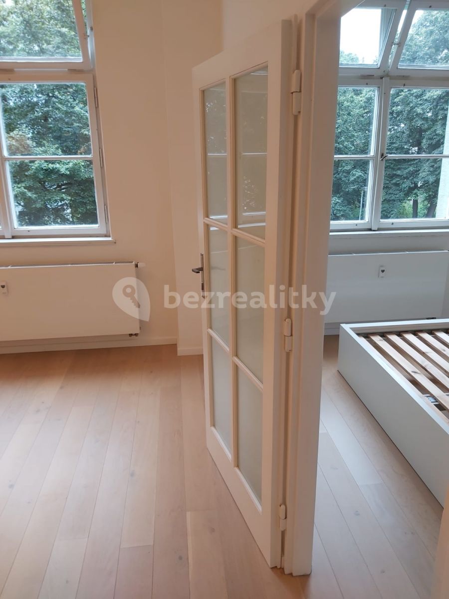 Pronájem bytu 2+kk 52 m² — photo 4