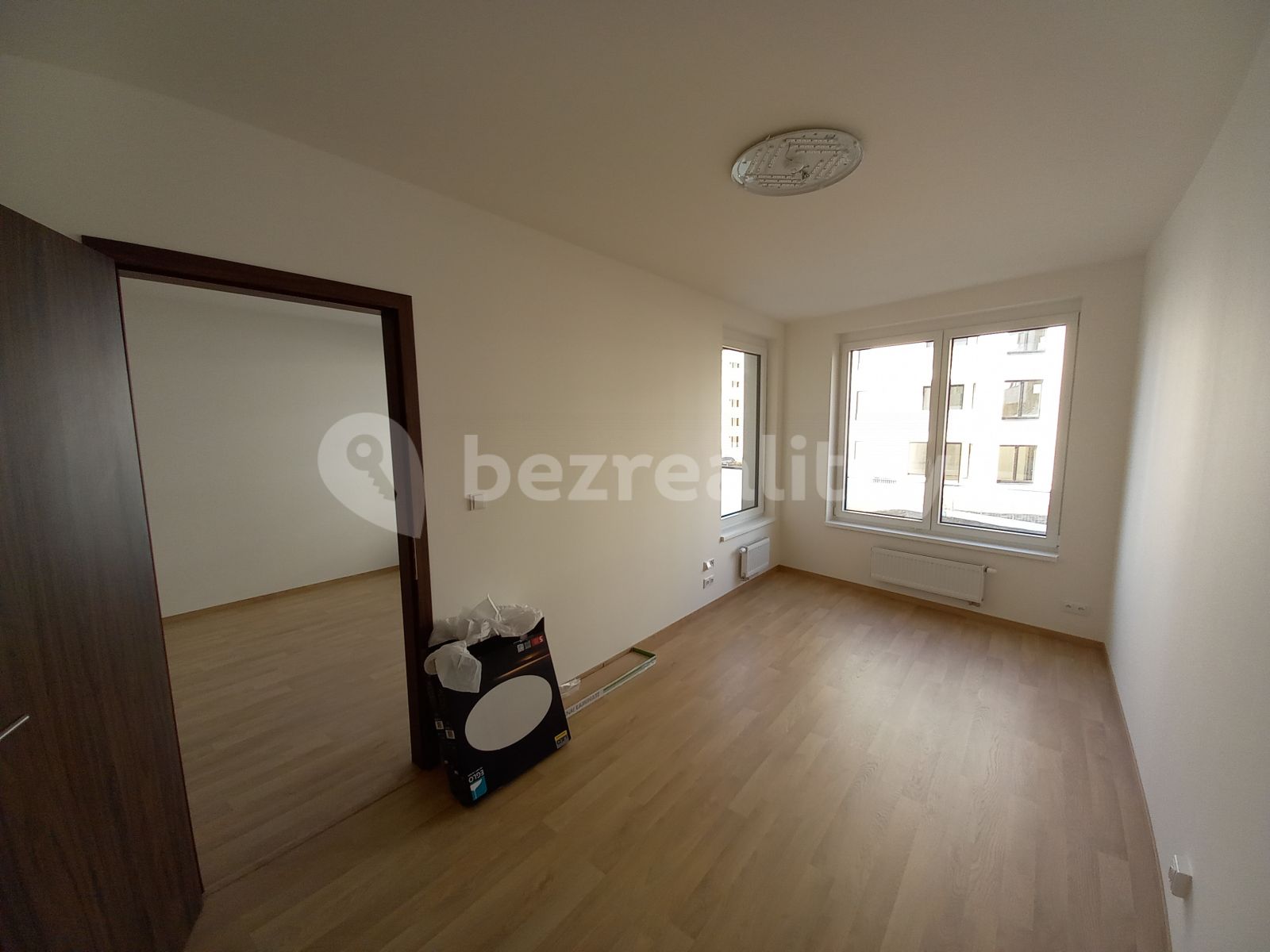 Pronájem bytu 2+kk 52 m² — photo 2