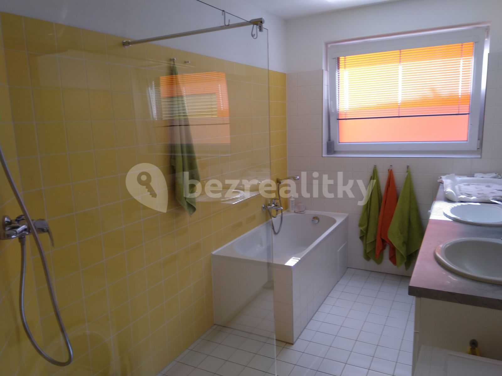 Pronájem bytu 3+kk 112 m² — photo 2