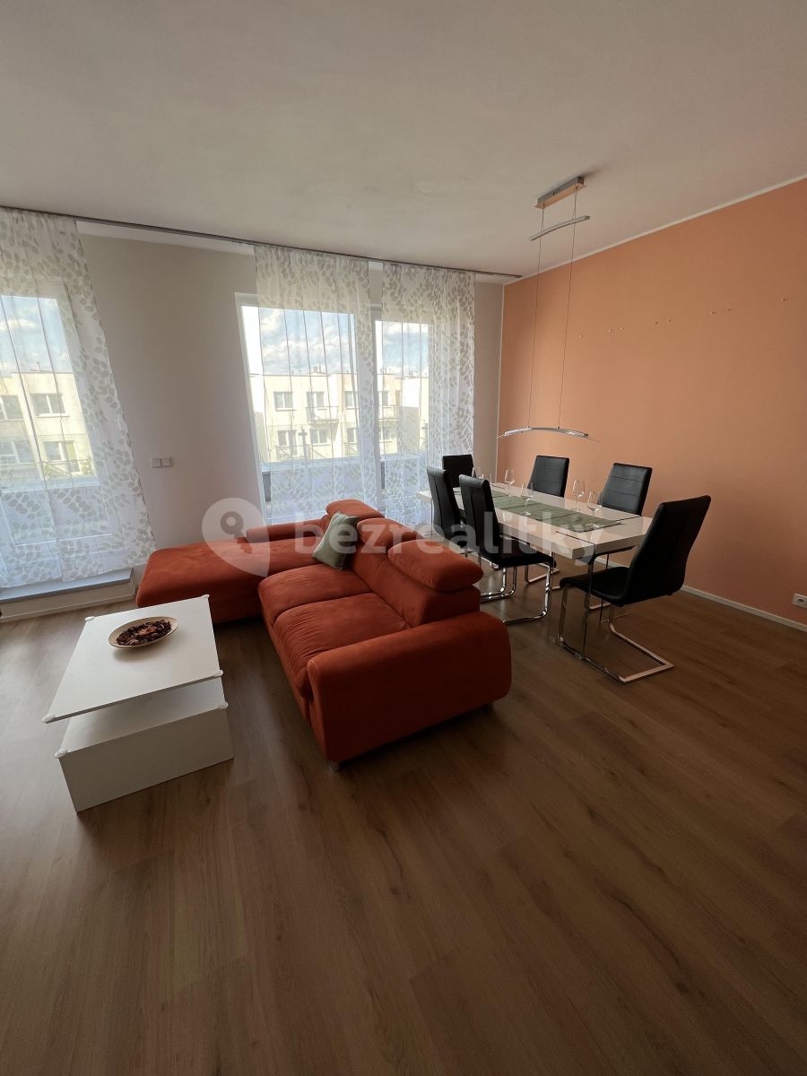 Pronájem bytu 2+kk 64 m², Praha – náhled fotky 2