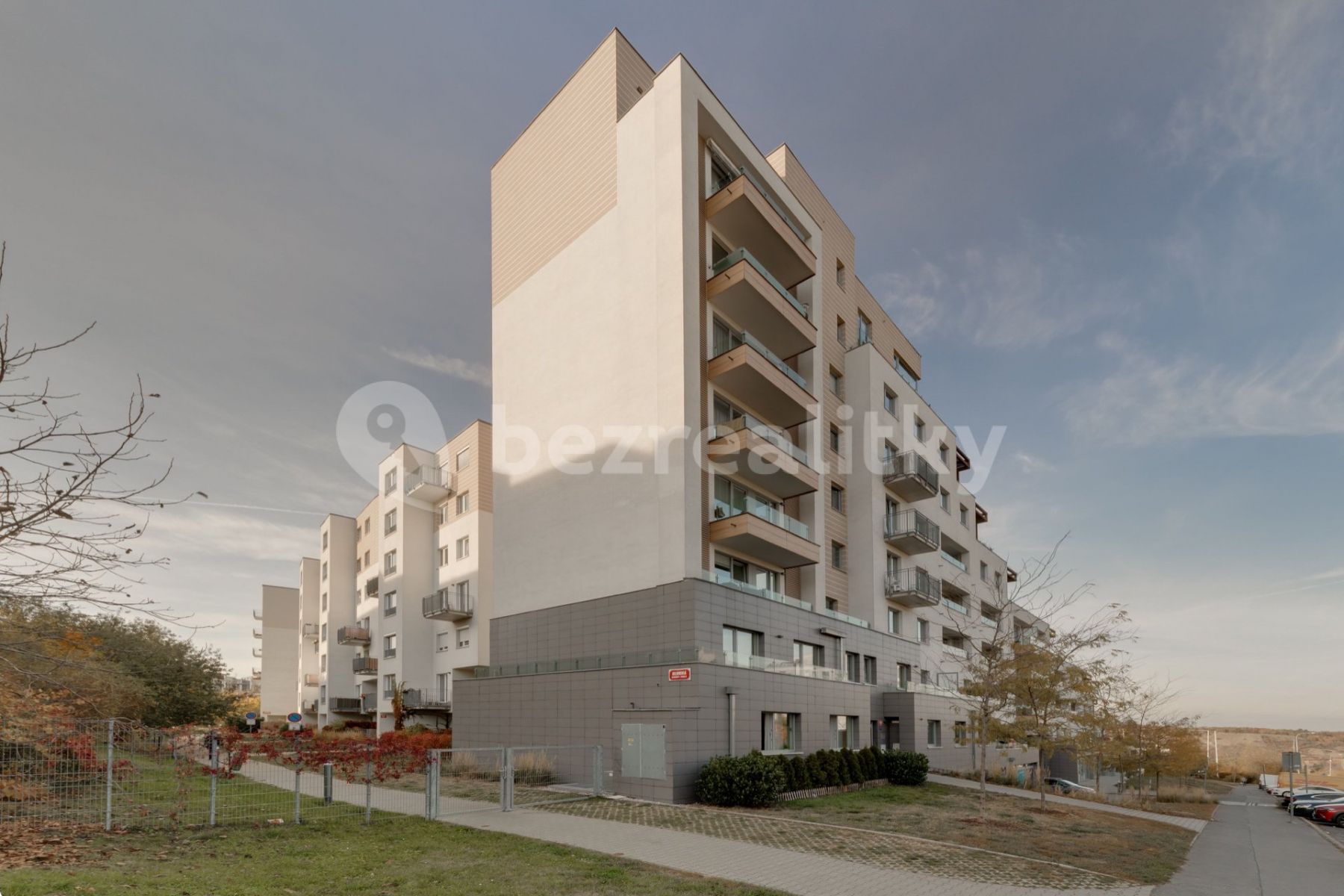 Pronájem bytu 2+kk 64 m², Praha – náhled fotky 19