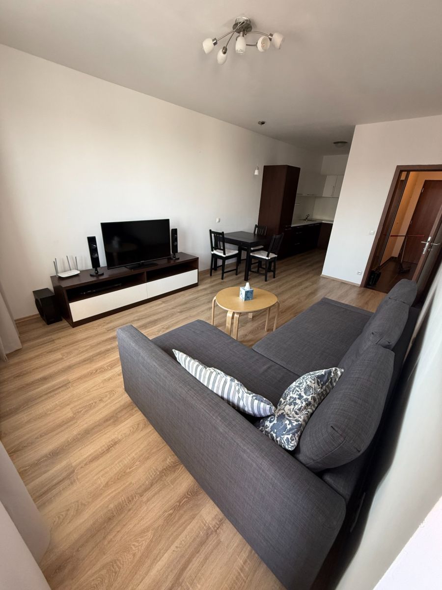 Pronájem bytu 2+kk 52 m² — photo 3