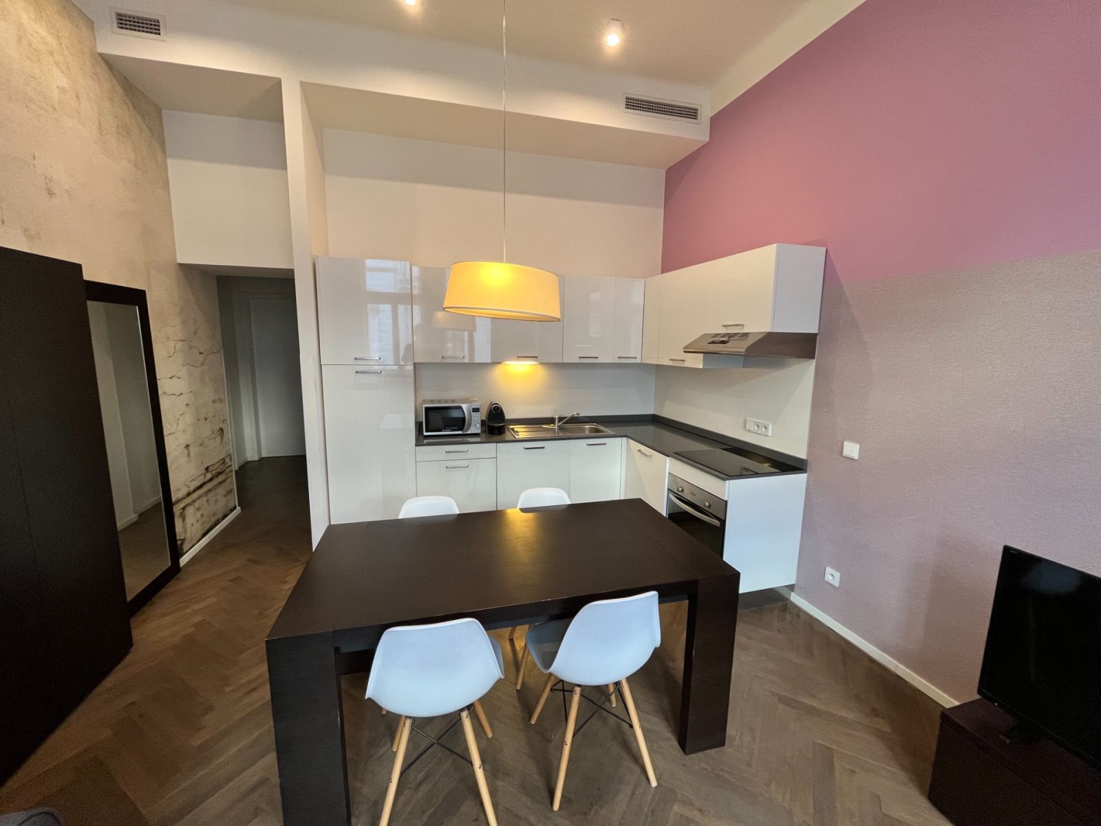 Pronájem bytu 2+kk 45 m² — photo 3