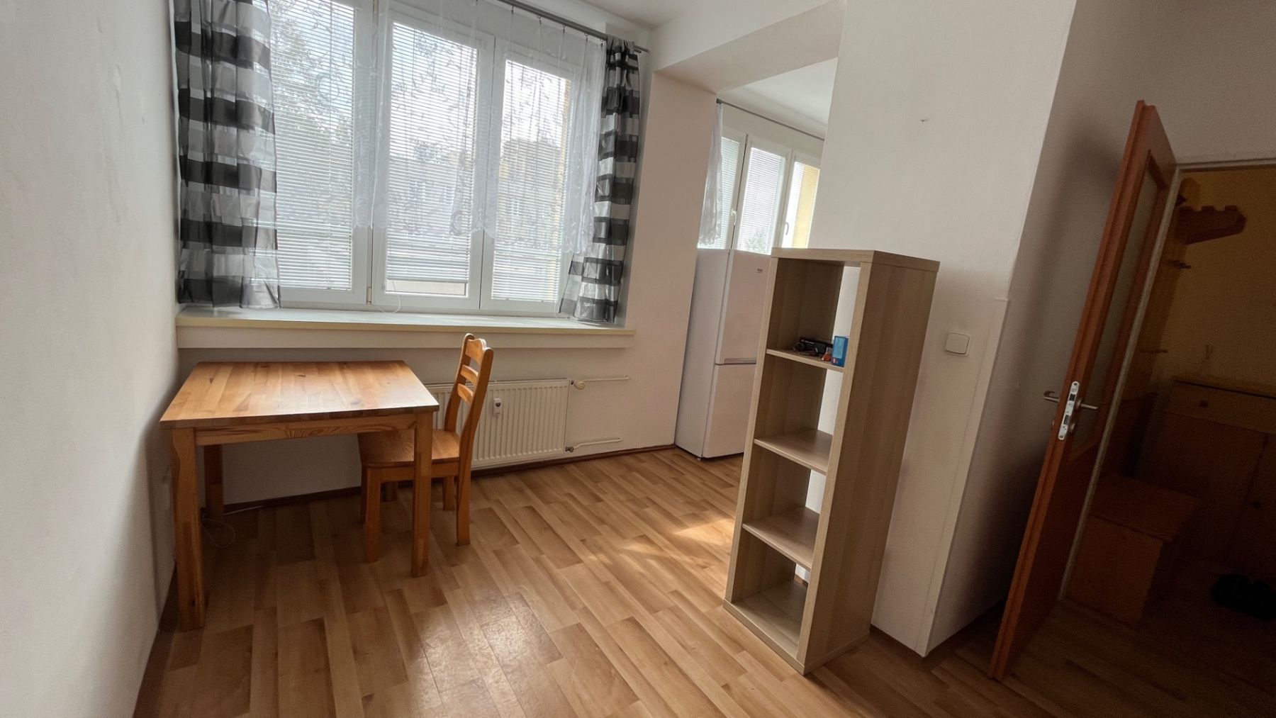 Pronájem bytu 2+kk 40 m², Kladno – náhled fotky 3