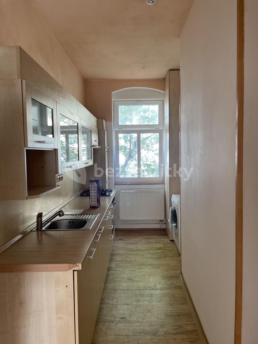 Pronájem bytu 1+1 39 m²