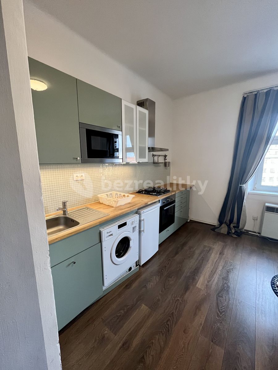 Pronájem bytu Garsoniéra 35 m²