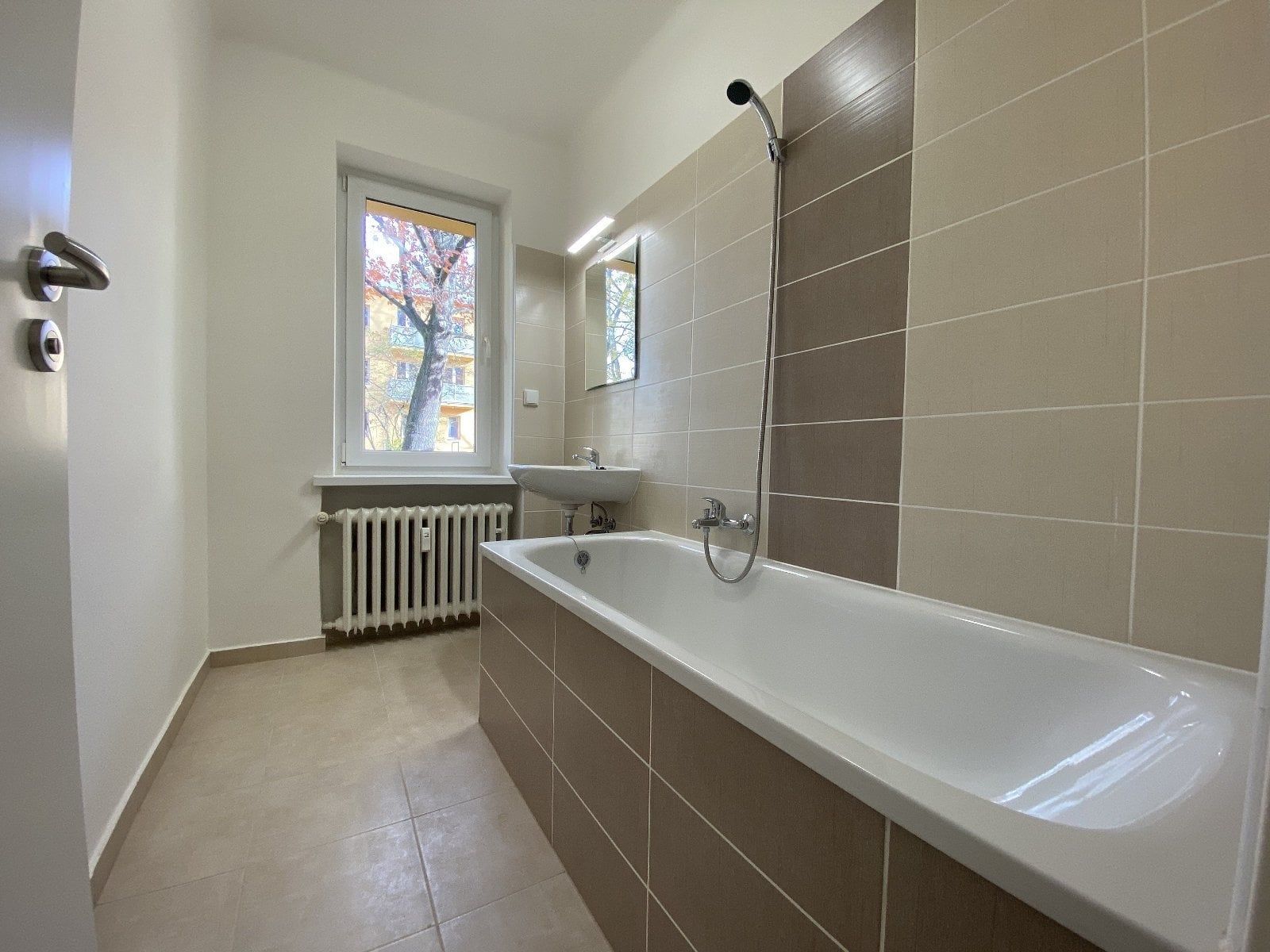 Pronájem bytu 3+1 67 m², Havířov – náhled fotky 12