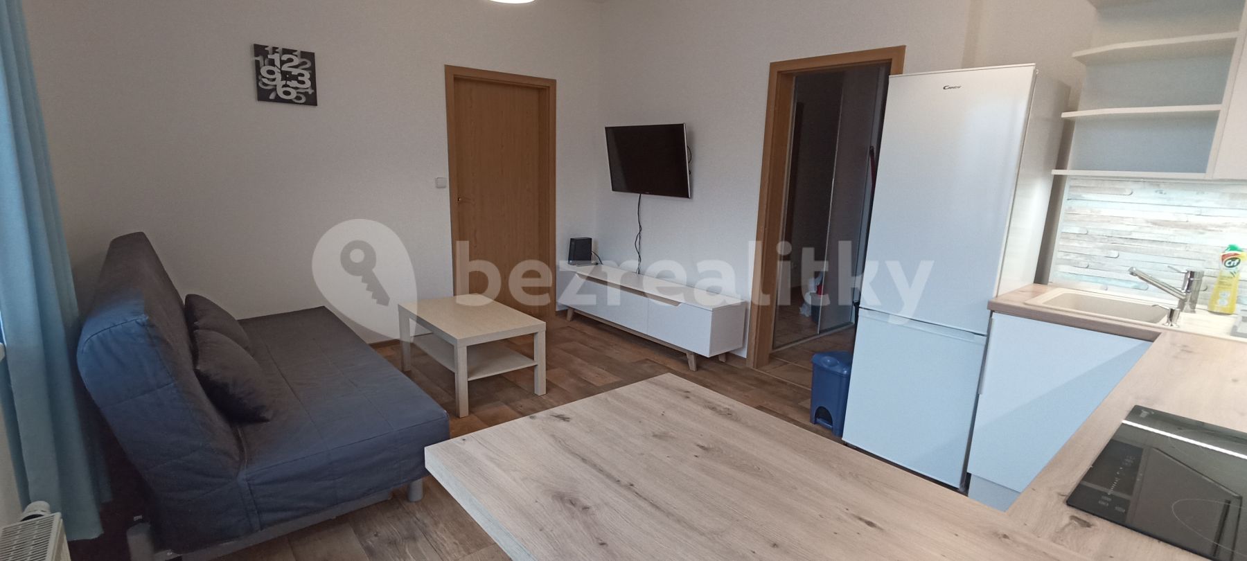 Pronájem bytu 2+kk 41 m² — photo 3