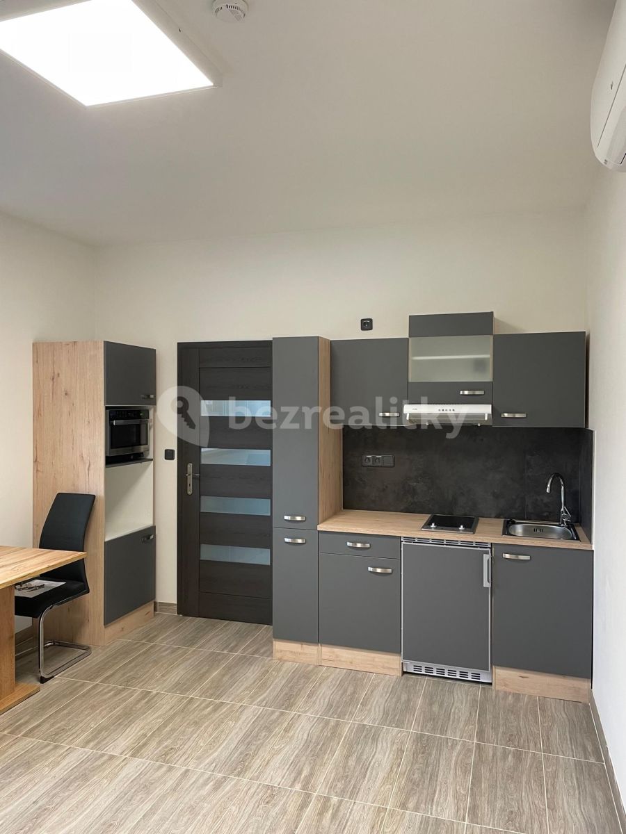 Podleská, Praha - Uhříněves – fotografie 2