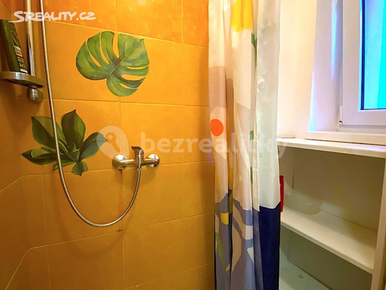 Pronájem bytu 1+kk 28 m² — photo 3