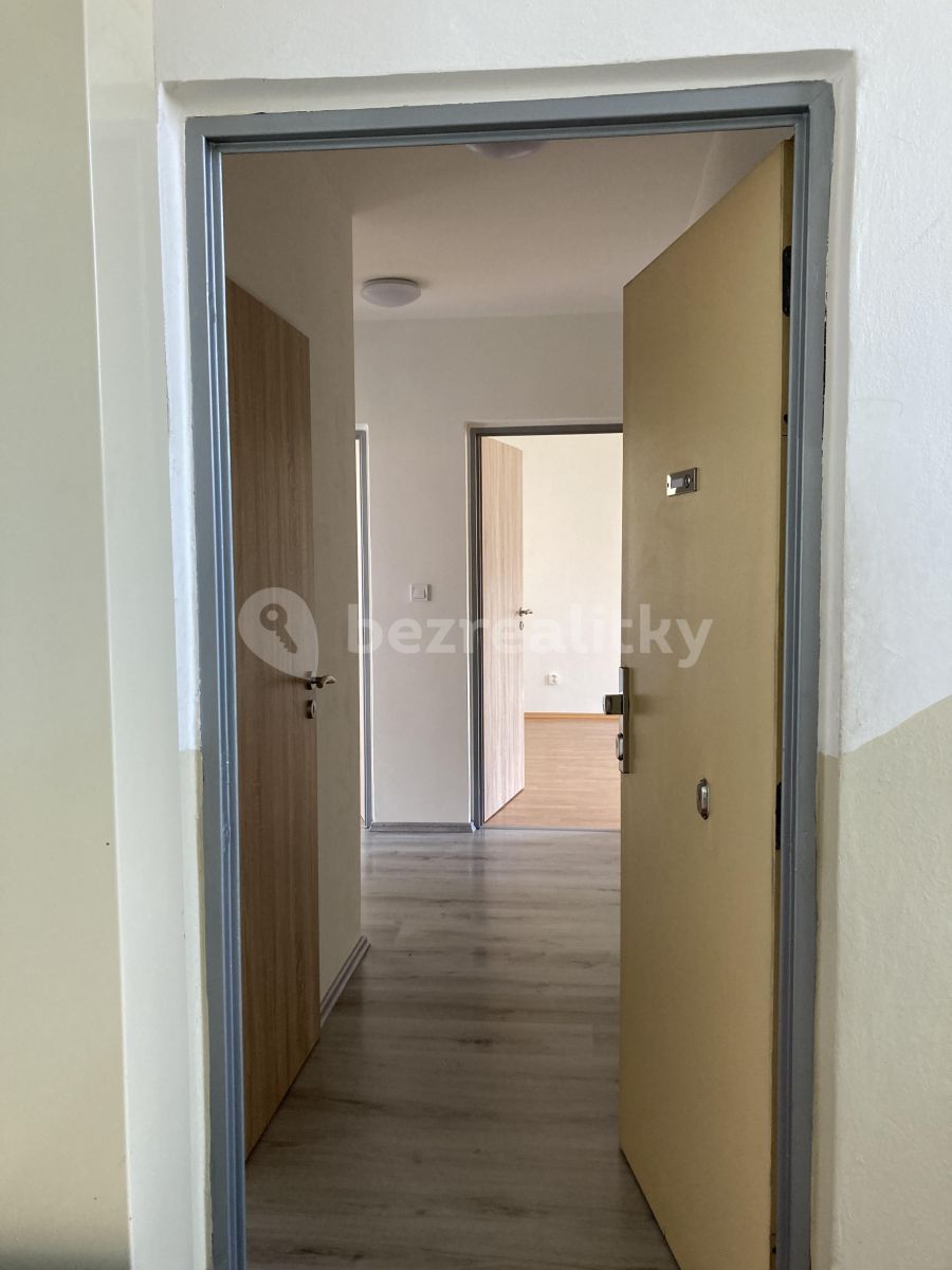 Pronájem bytu 3+1 78 m², Smiřice – náhled fotky 3