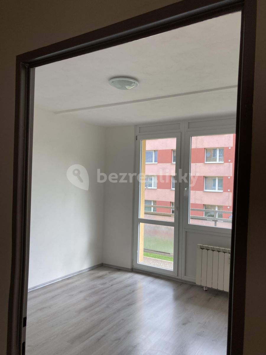 Pronájem bytu 3+1 78 m², Smiřice – náhled fotky 4