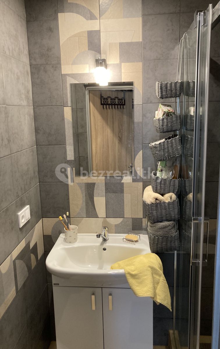 Pronájem bytu 3+1 78 m², Smiřice – náhled fotky 14