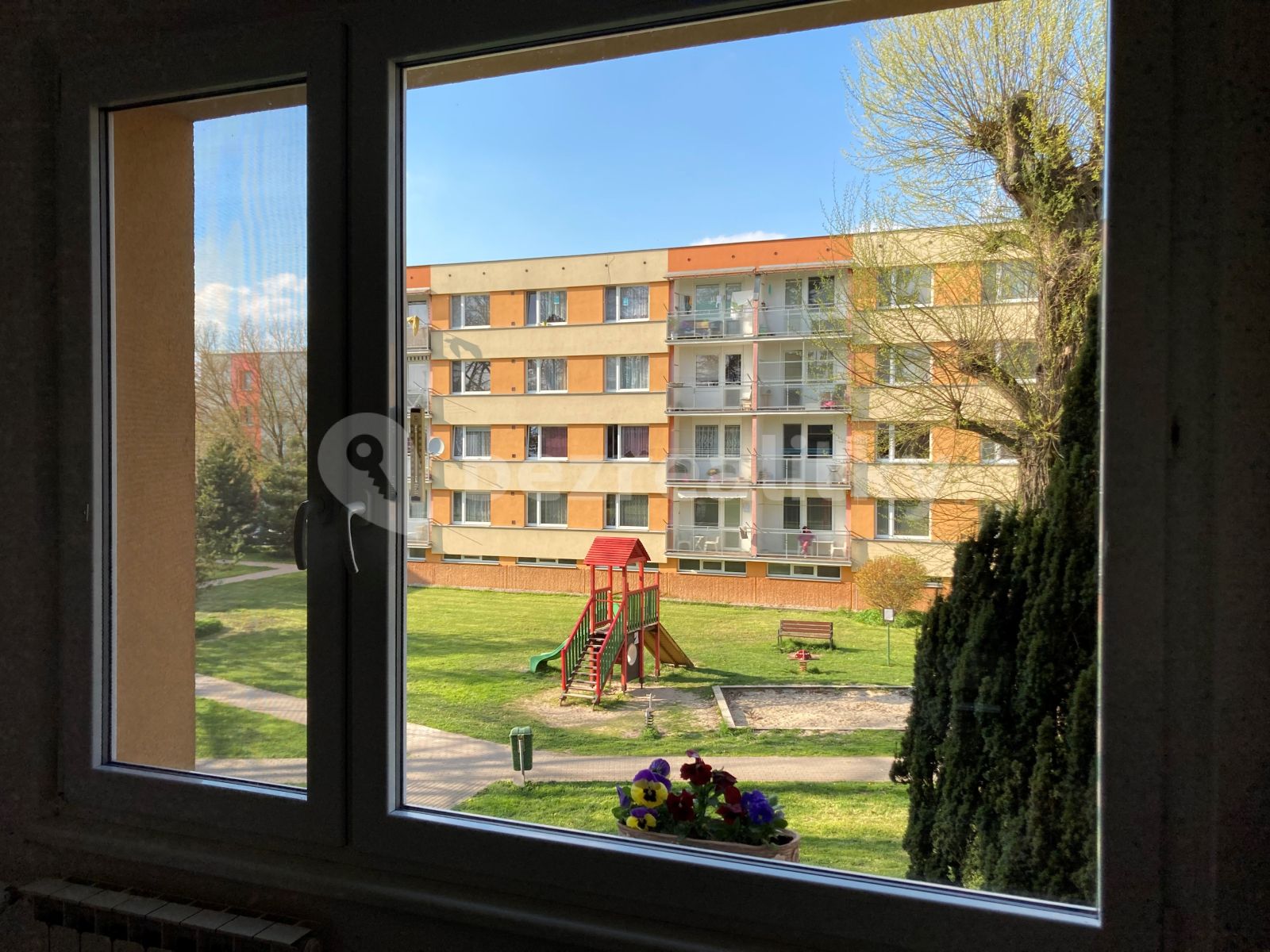 Pronájem bytu 3+1 78 m², Smiřice – náhled fotky 9