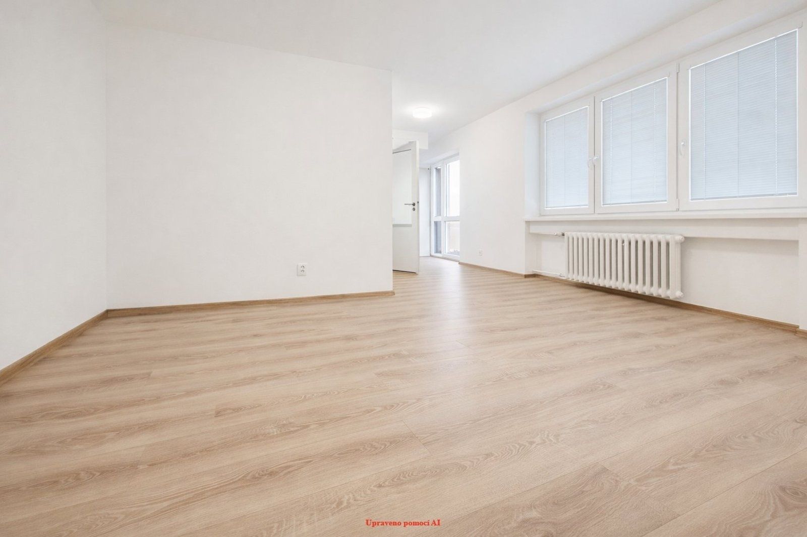 Pronájem bytu 2+kk 38 m² — photo 4