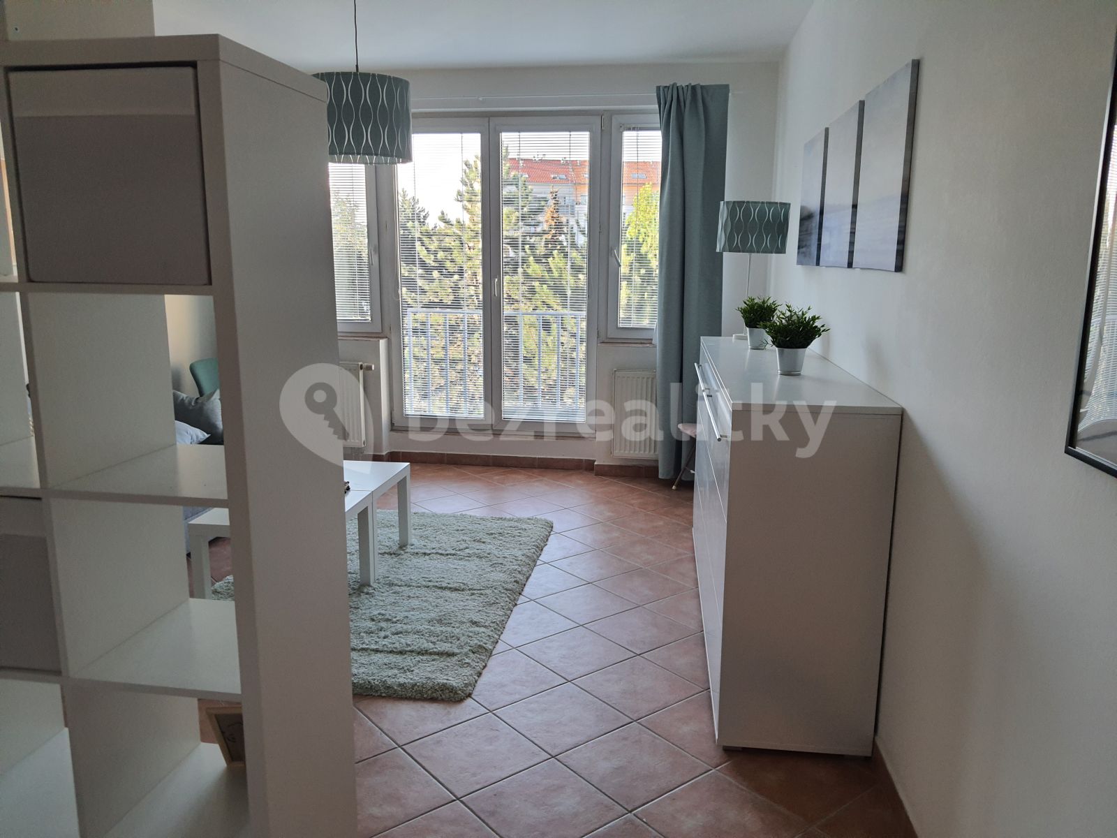 Pronájem bytu 1+kk 38 m² — photo 3