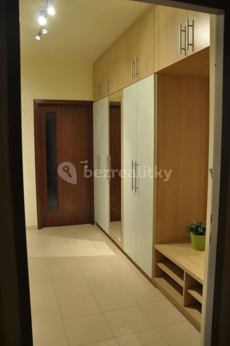Pronájem bytu 2+1 55 m² — photo 2