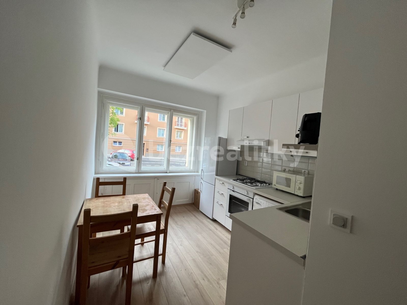 Pronájem bytu 1+1 40 m² — photo 3