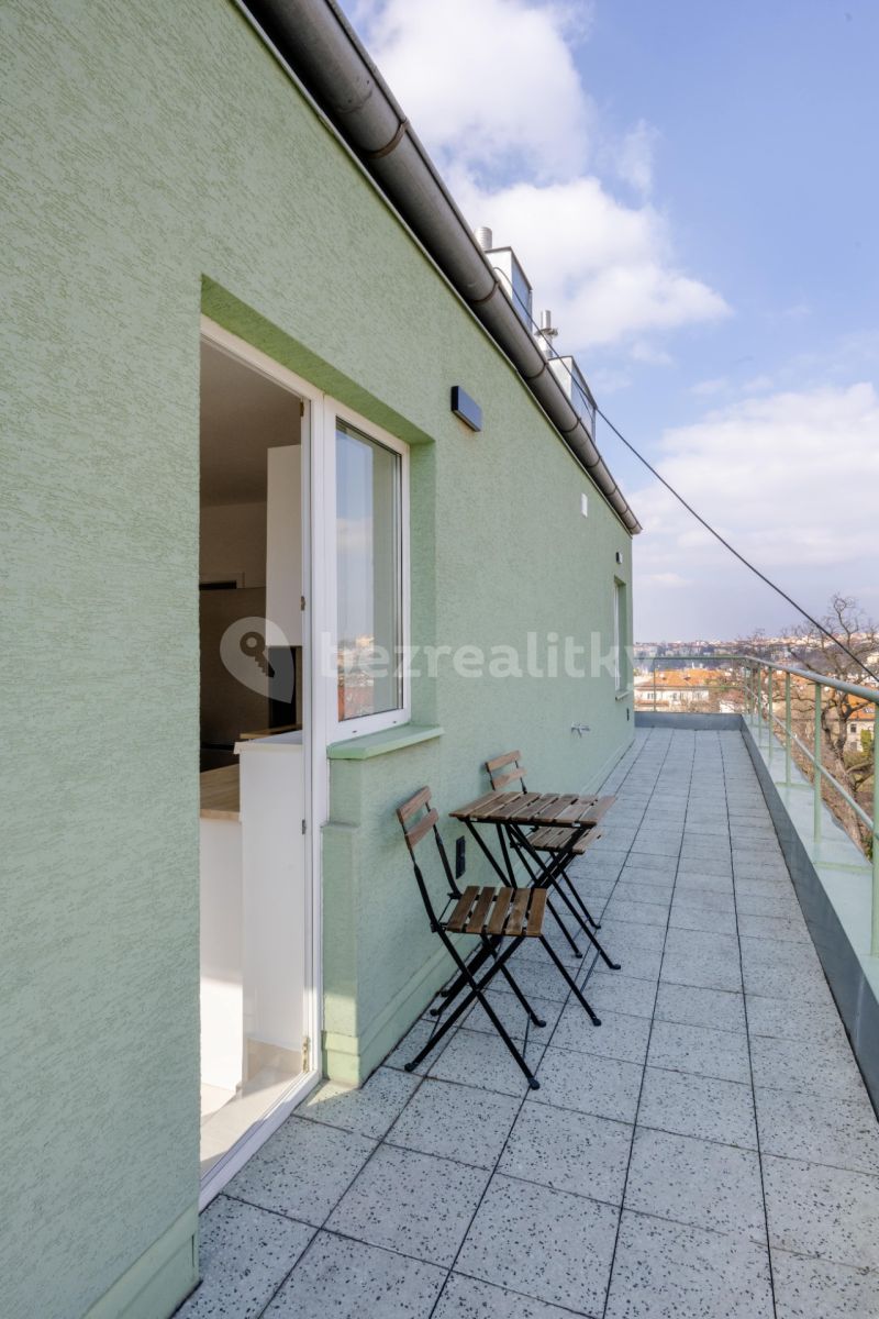 Pronájem bytu 2+kk 30 m² — photo 4