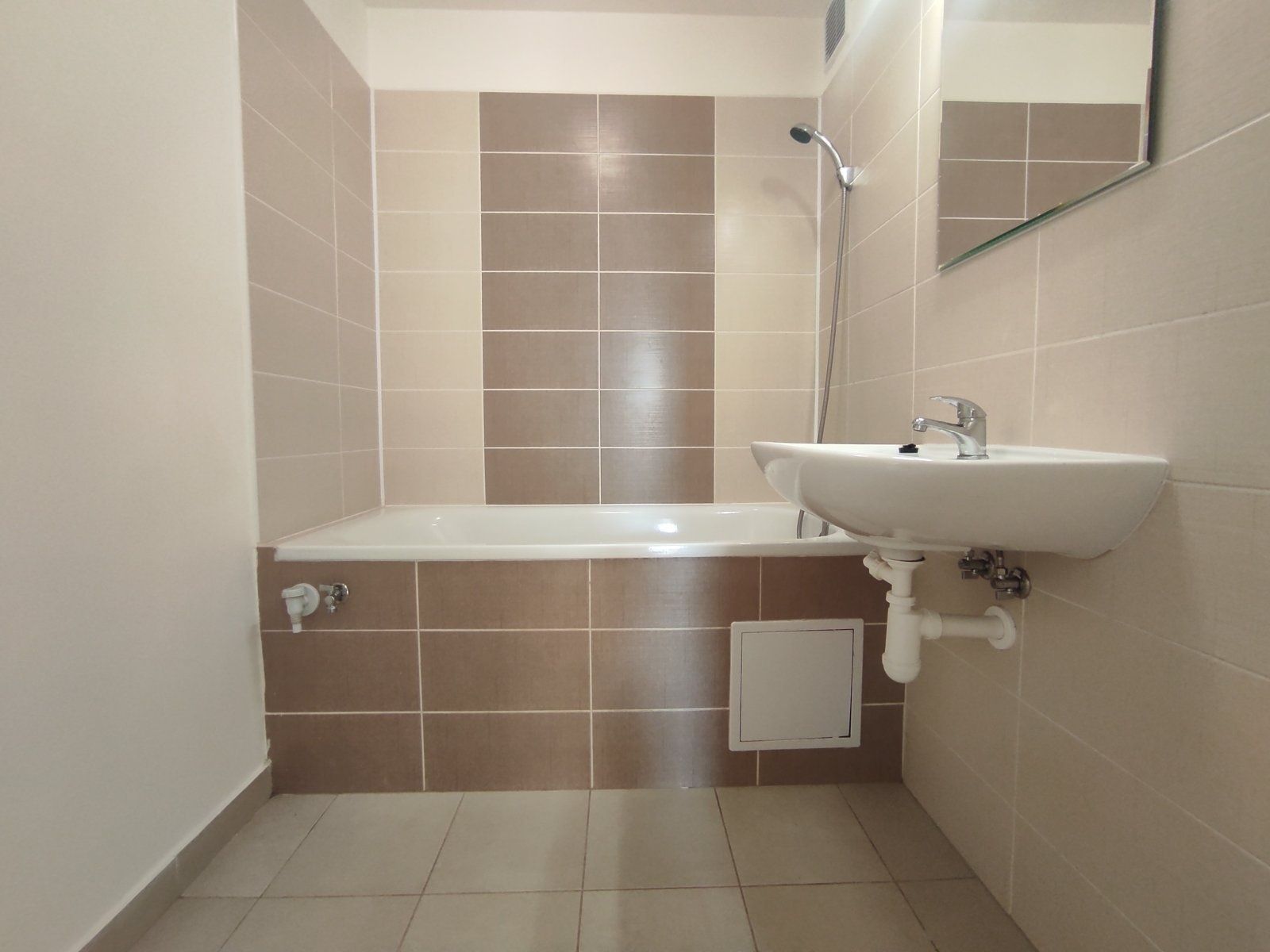 Pronájem bytu 3+1 67 m², Orlová – náhled fotky 14
