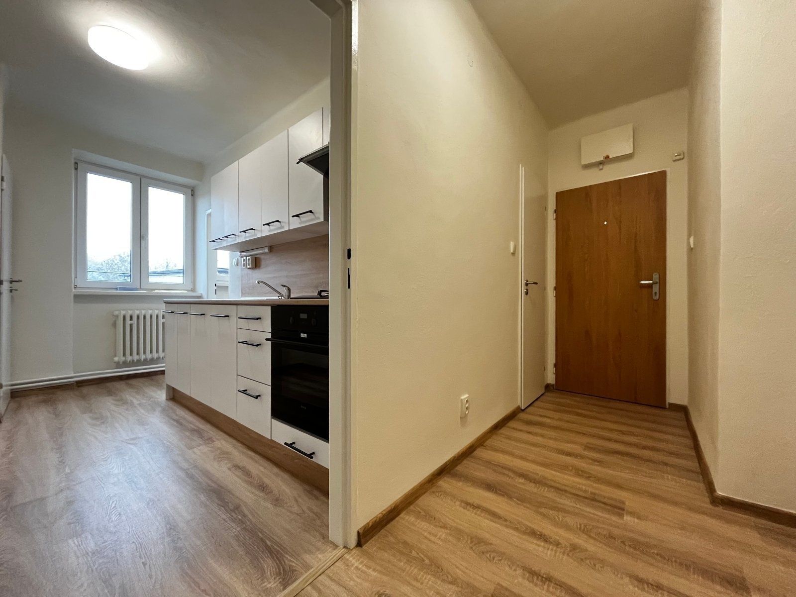Pronájem bytu 2+1 51 m², Orlová – náhled fotky 10