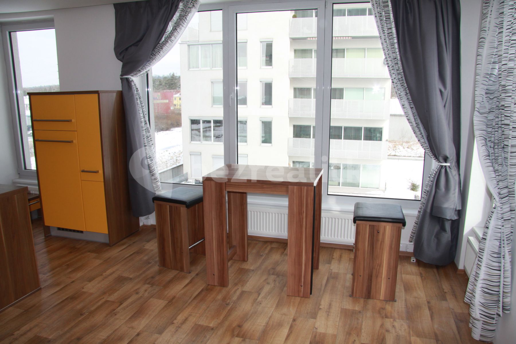 Pronájem bytu 1+kk 44 m² — photo 3