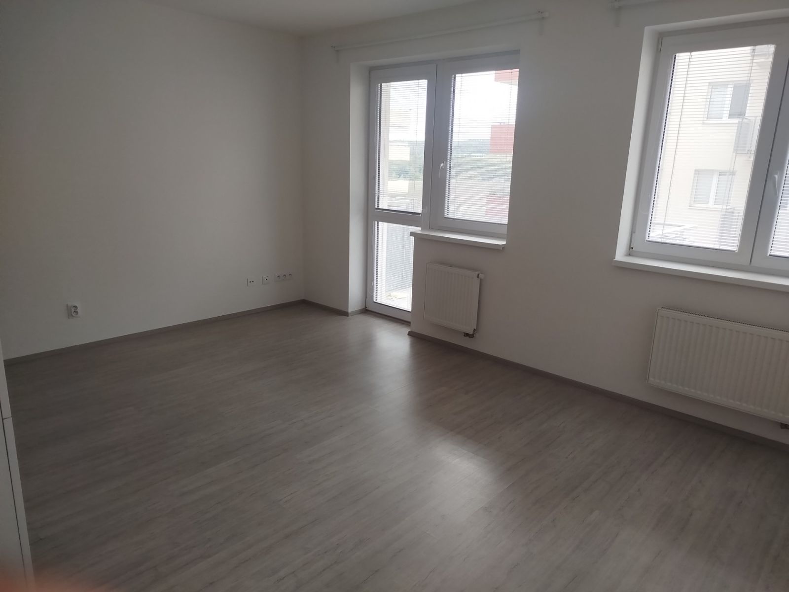 Pronájem bytu 1+kk 32 m², Brno – náhled fotky 2