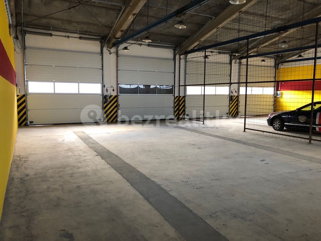 Pronájem nebytového prostoru 180 m² — photo 4