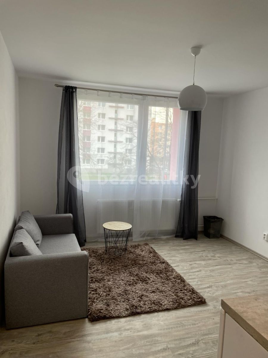 Pronájem bytu 2+kk 35 m² — photo 3