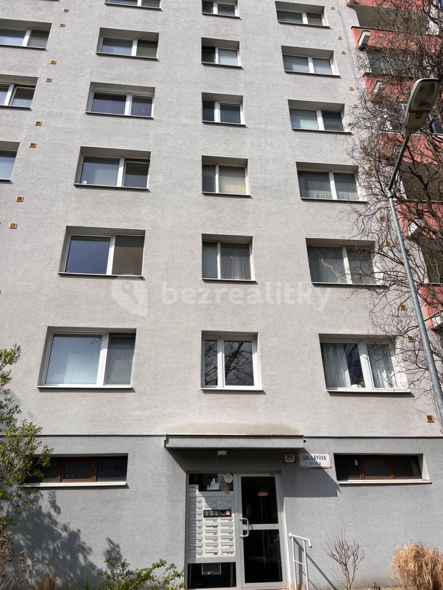 Prenájom bytu 2-izbový 54 m²
