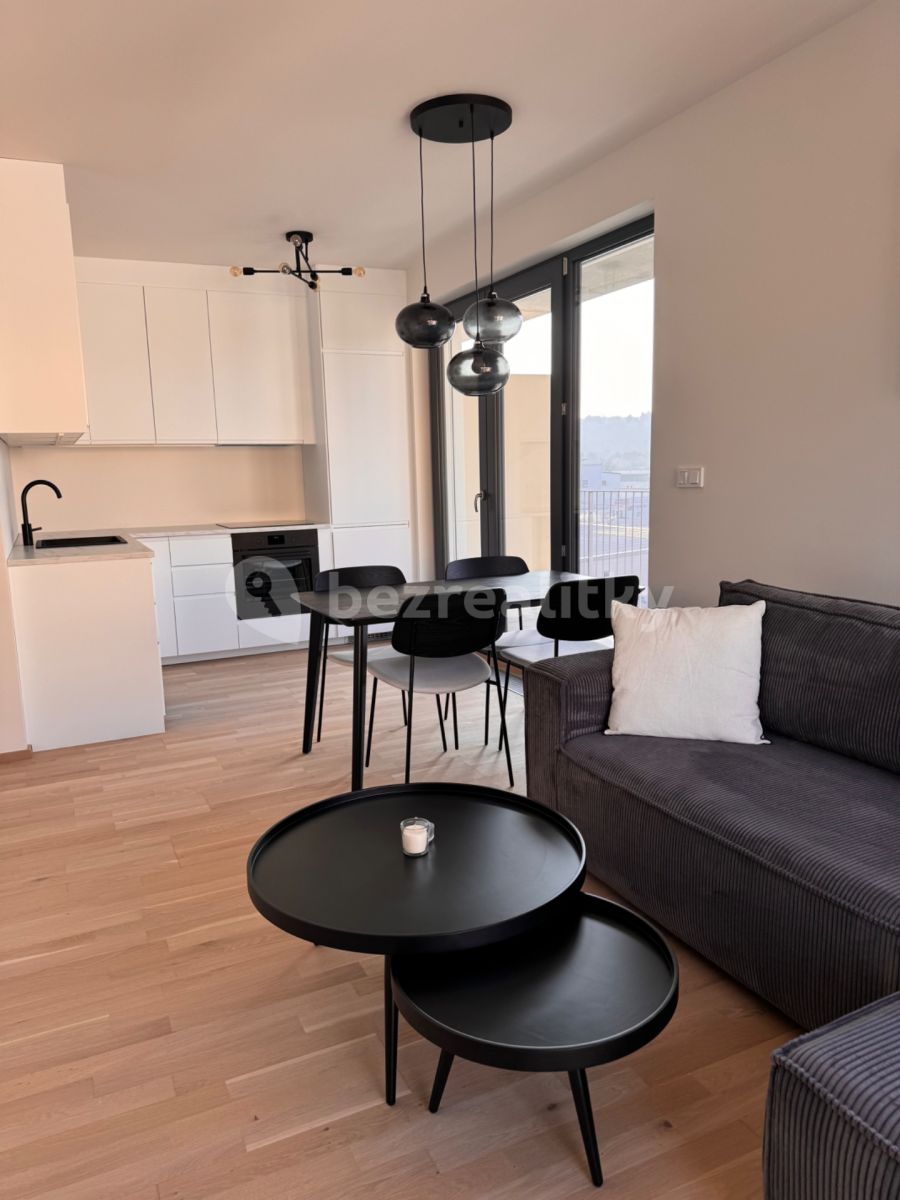 Pronájem bytu 2+kk 52 m² — photo 2