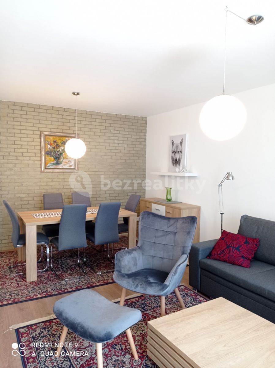 Prenájom bytu 3-izbový 75 m² — photo 2