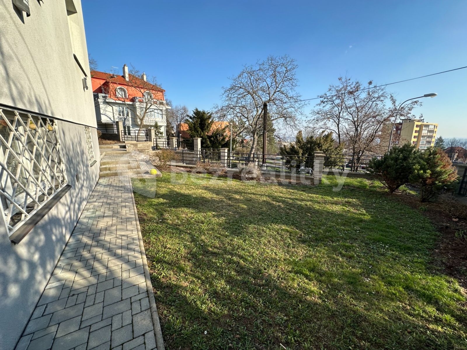 Pronájem bytu 1+1 40 m², Praha – náhled fotky 12