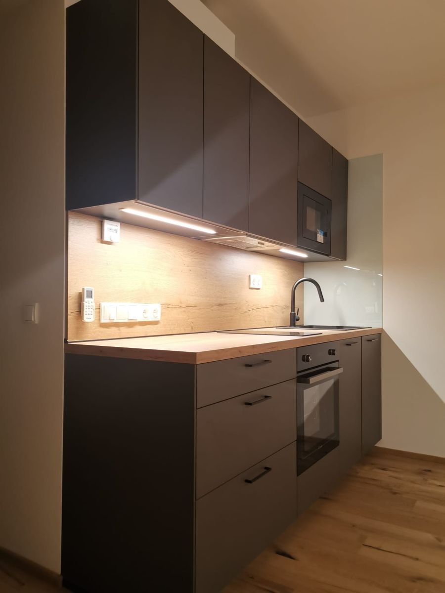 Pronájem bytu 1+kk 32 m² — photo 3