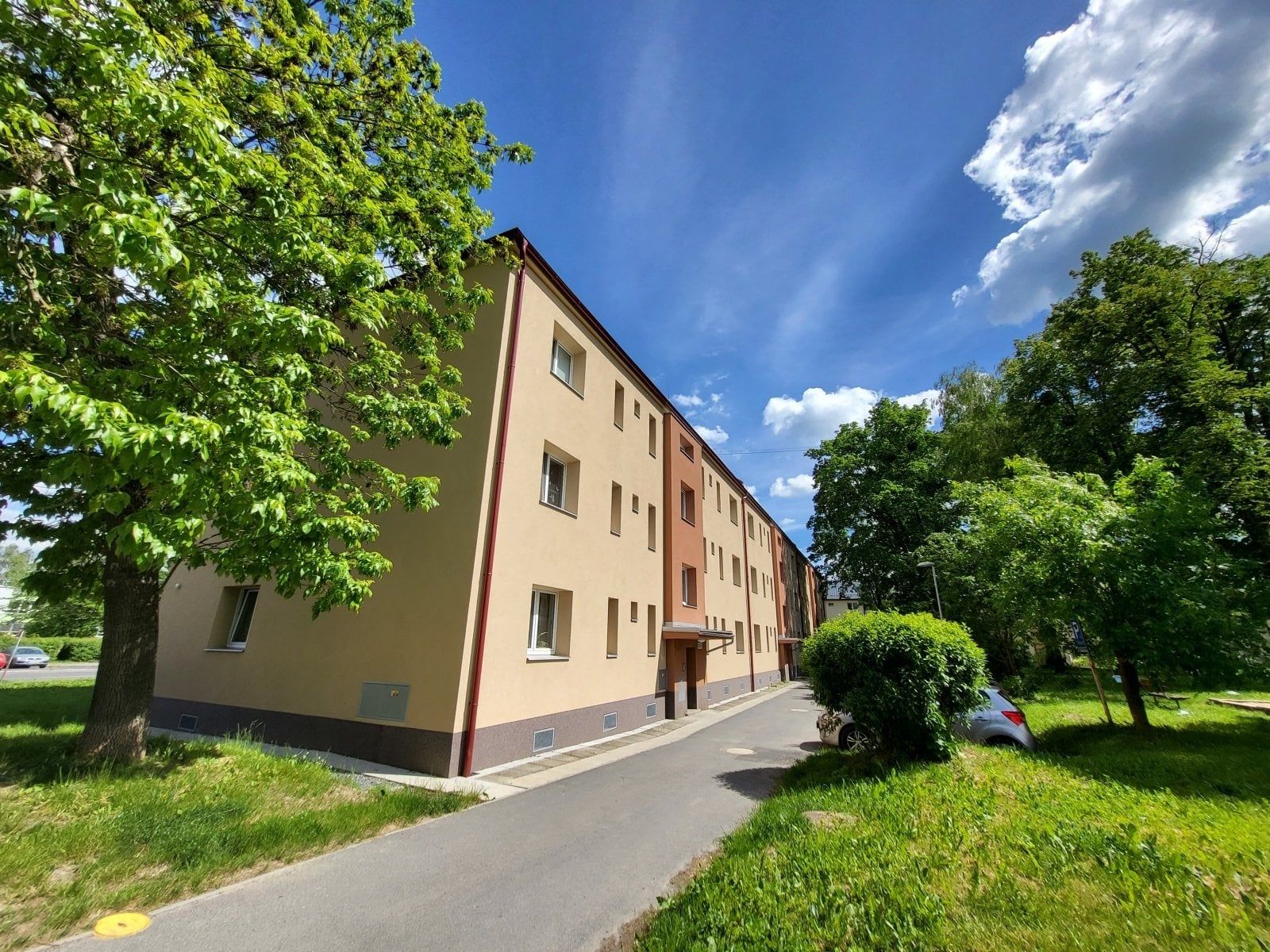 Pronájem bytu 1+kk 29 m², Havířov – náhled fotky 9