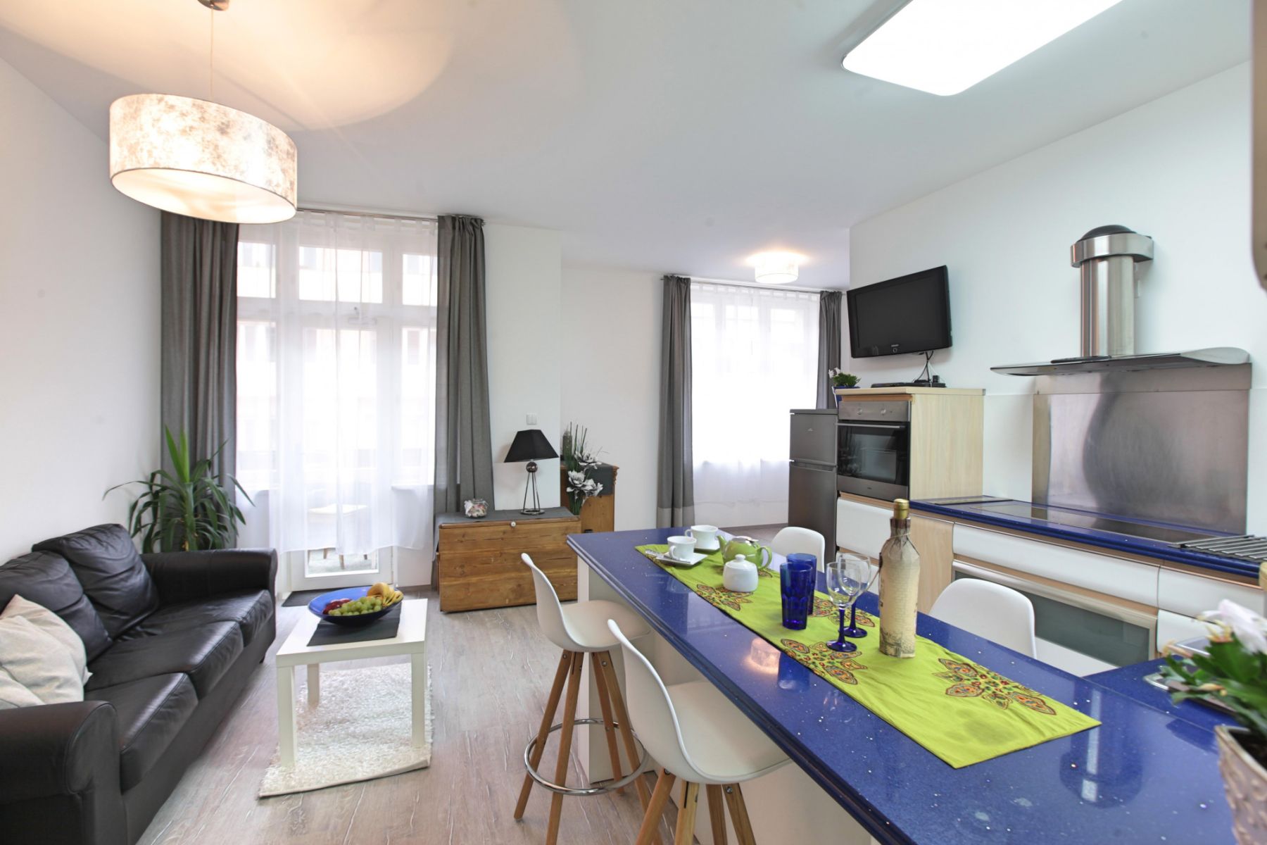 Pronájem bytu 56 m², Praha – náhled fotky 2