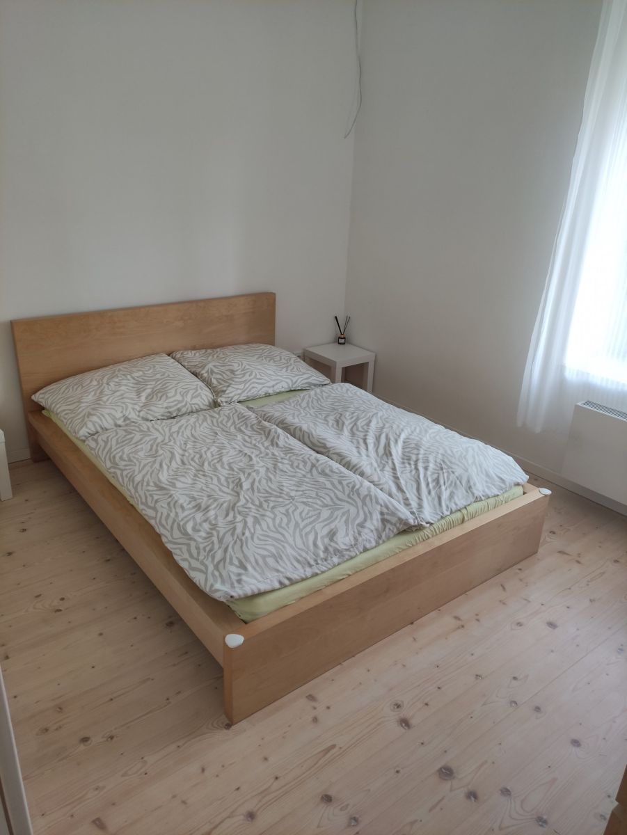 Pronájem bytu  65 m² — photo 5