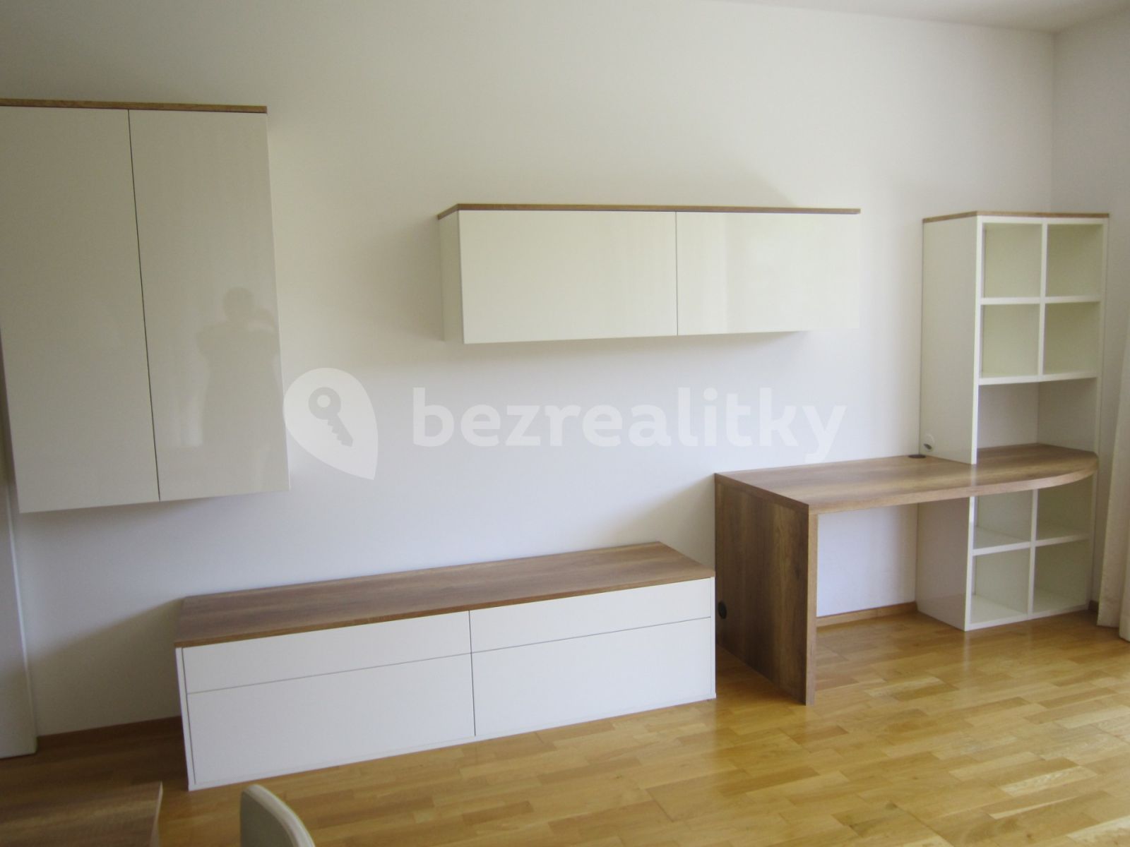 Pronájem bytu 3+kk 96 m² — photo 3