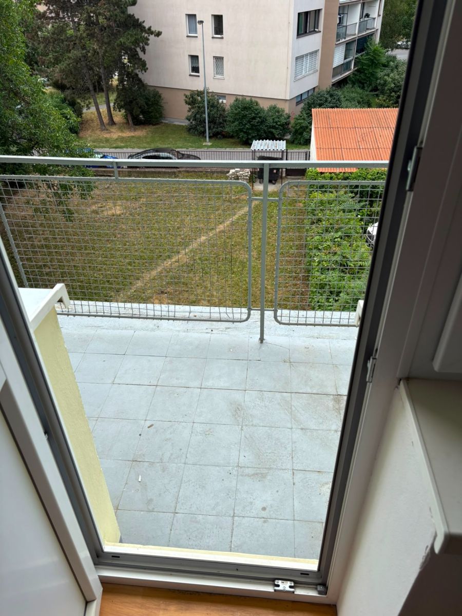 Pronájem bytu 2+kk 46 m² — photo 3