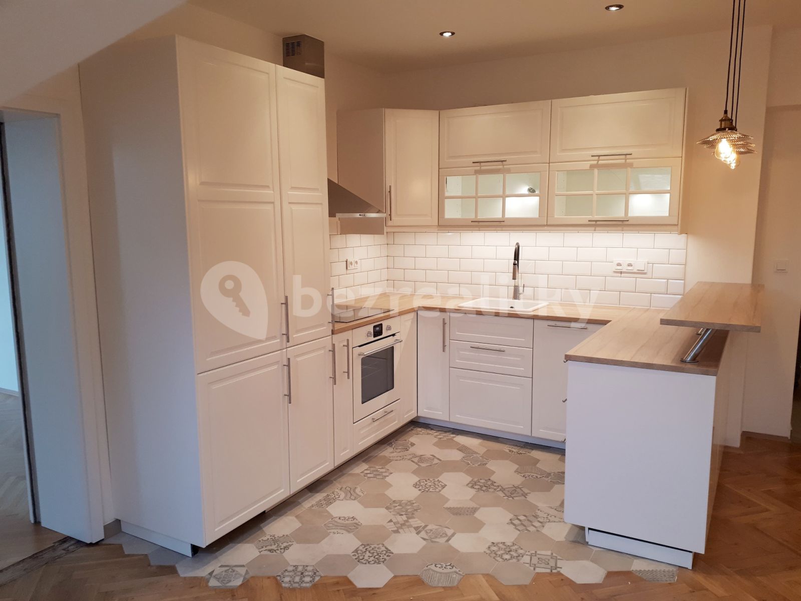Pronájem bytu 3+kk 83 m²