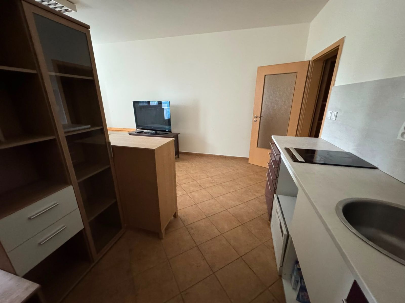 Pronájem bytu 1+kk 38 m² — photo 3