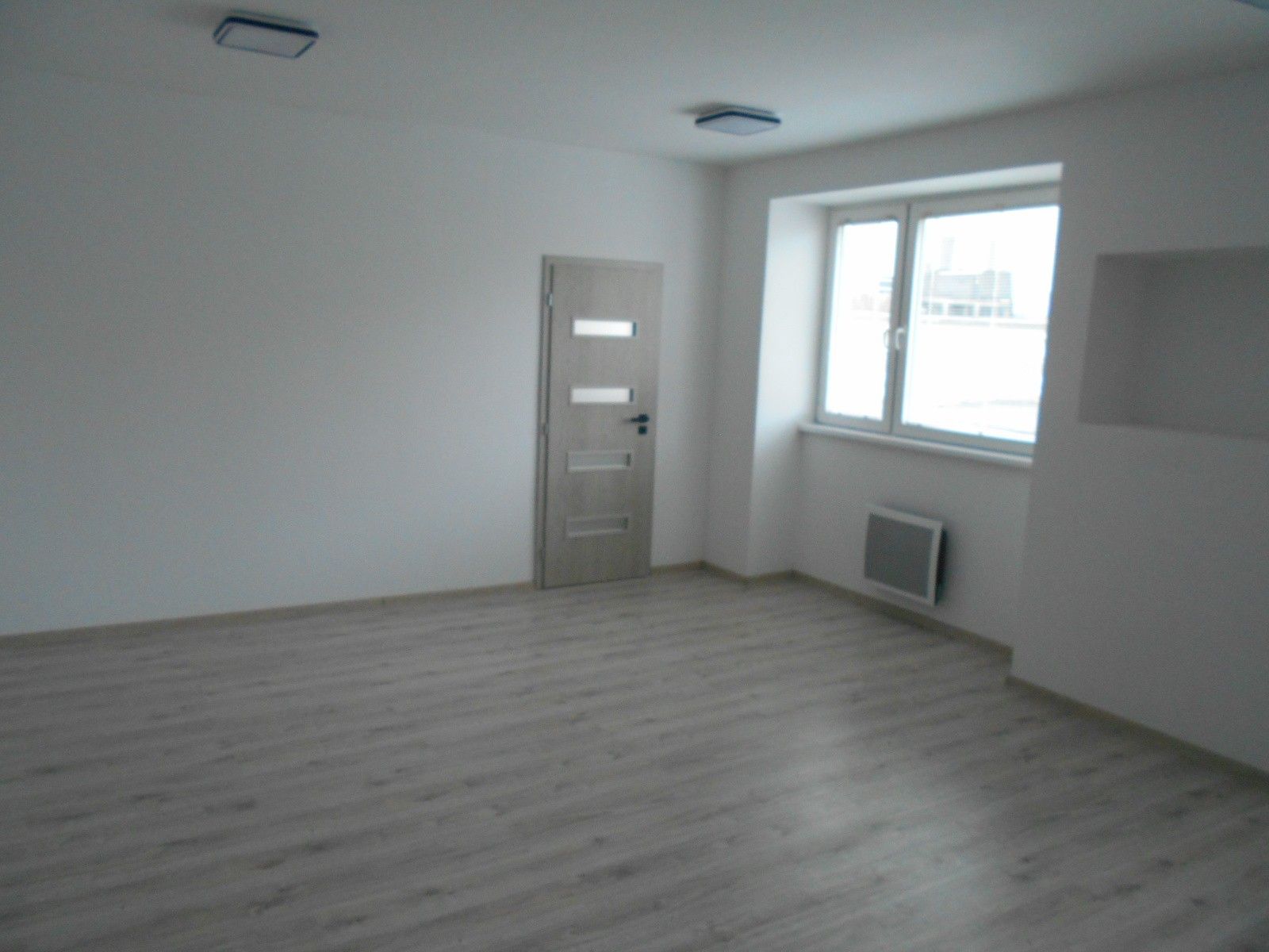Pronájem bytu 2+kk 65 m² — photo 3