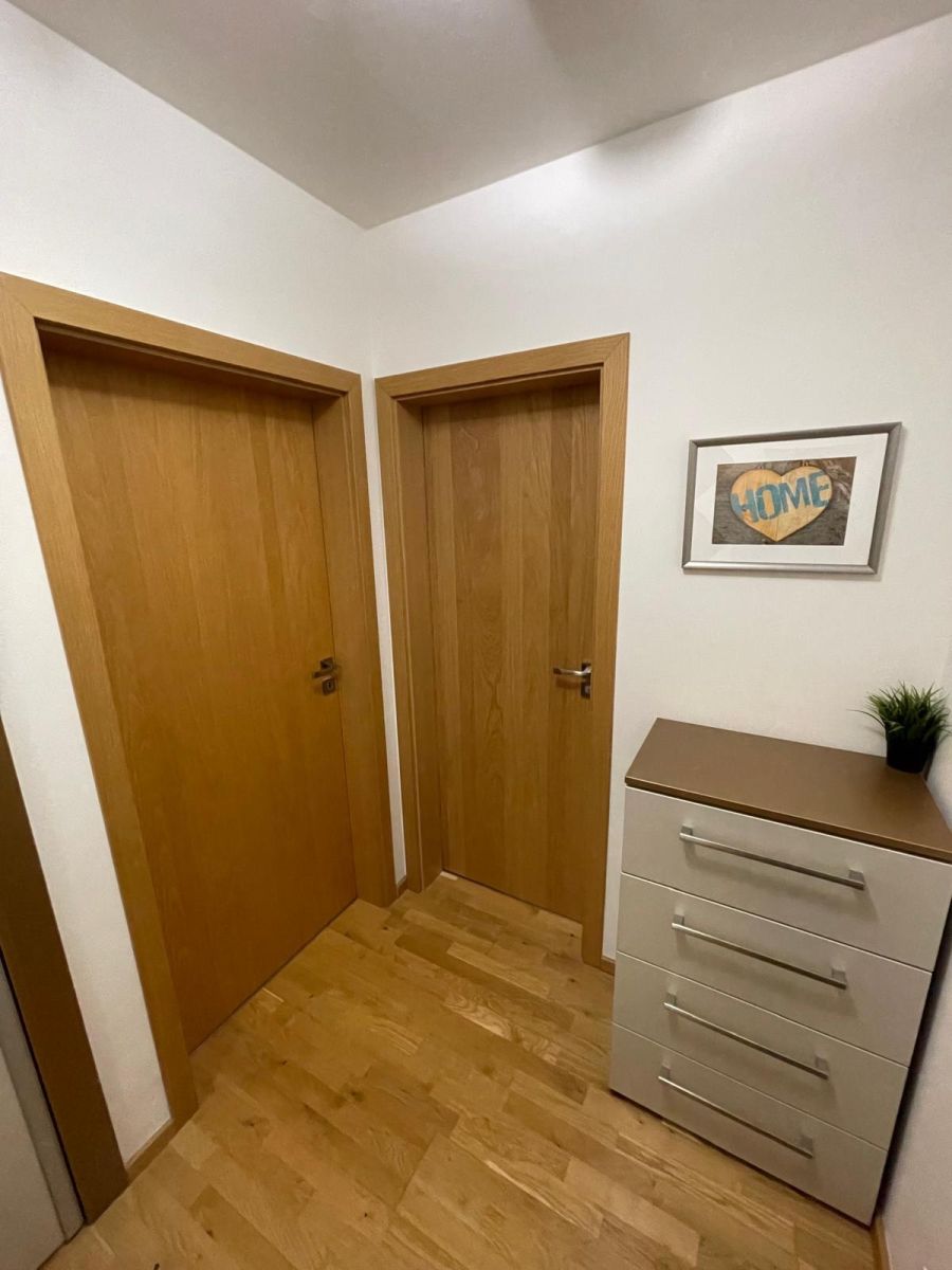 Prodej bytu 1+kk 36 m², Praha – náhled fotky 7
