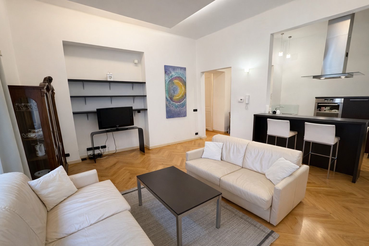 Pronájem bytu  76 m² — photo 2
