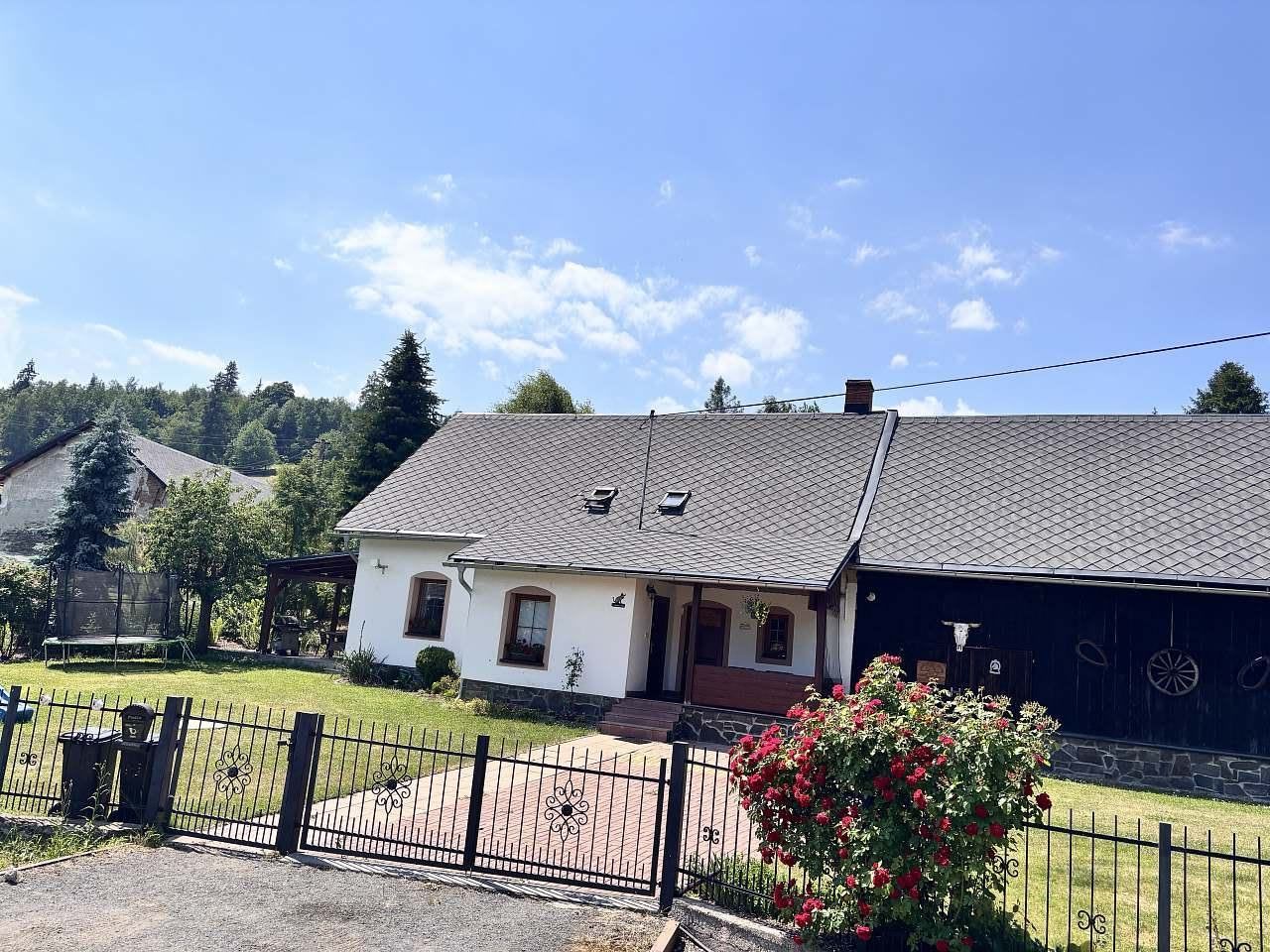 Pronájem objektu, Čaková – fotka 1 z 3