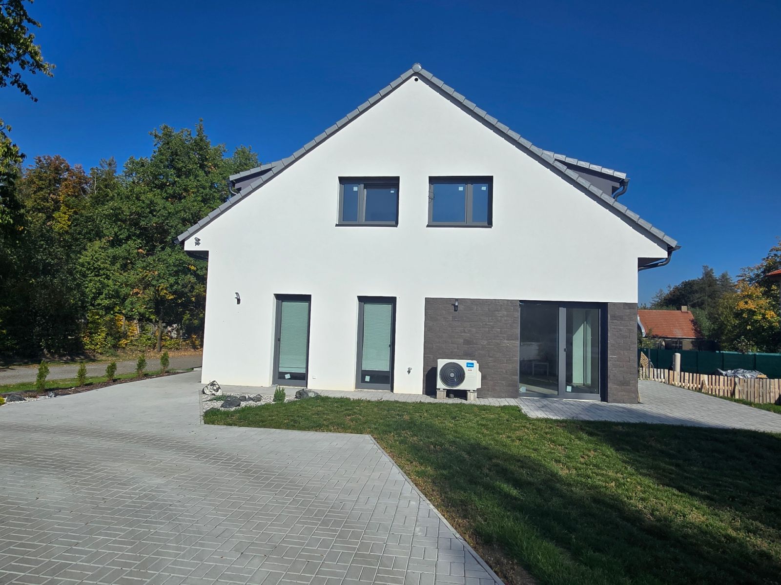 Prodej domu 5+kk 150 m², Drnek – náhled fotky 3